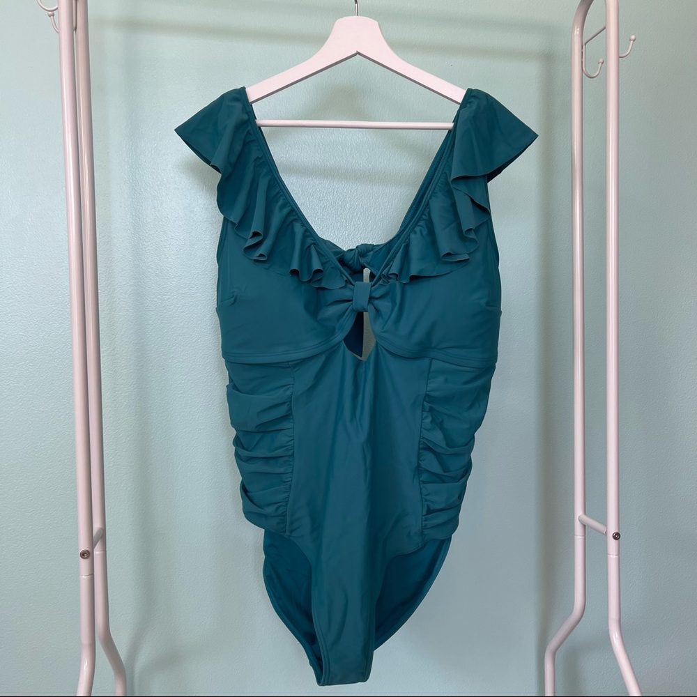 Plus Size Cupshe One Piece Swimsuit